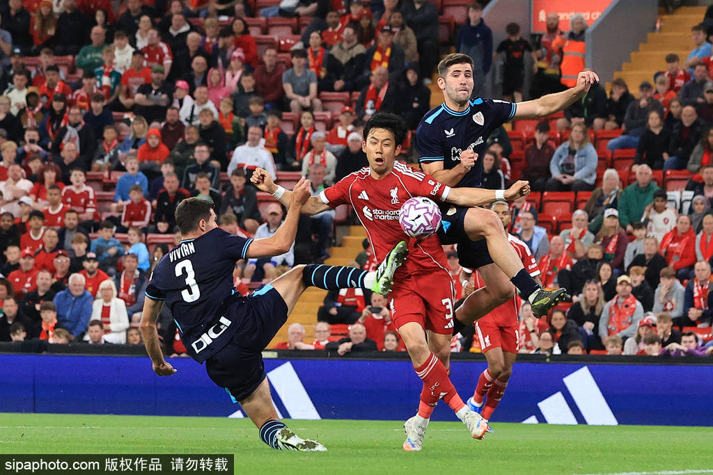 希勒怒批戈登:真是愚蠢的犯规,绝对应该是红牌!