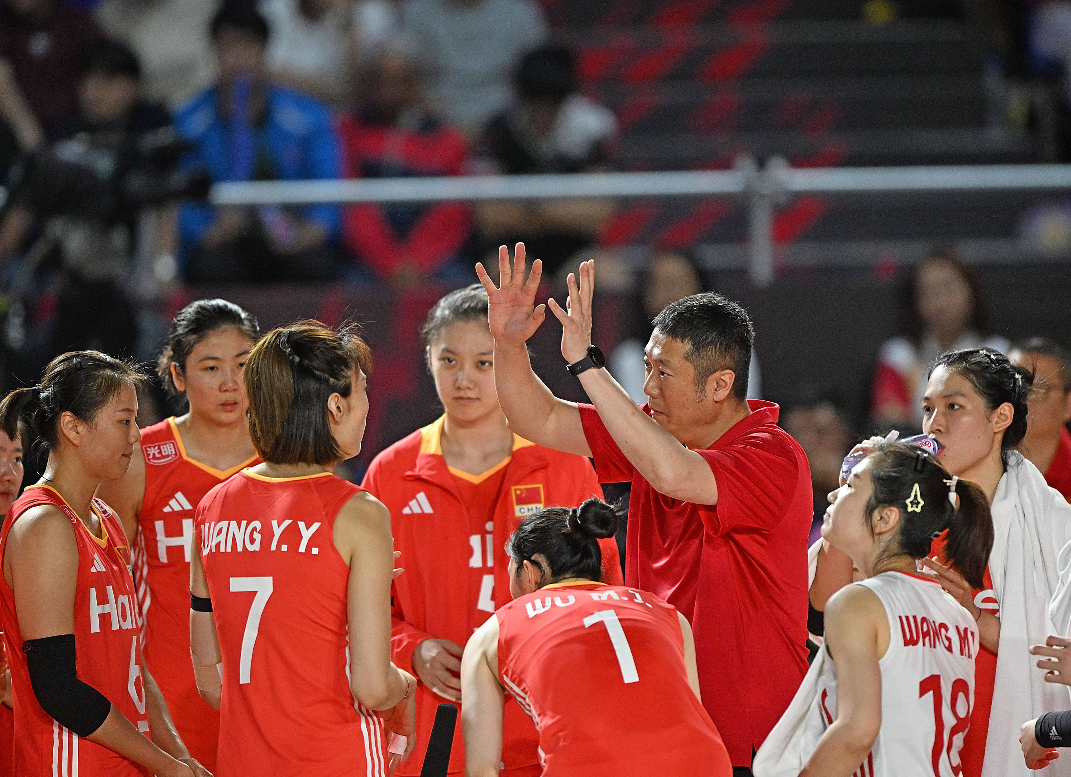 女排世锦赛|中国女排主帅赵勇:对阵法国队立足于自身发挥