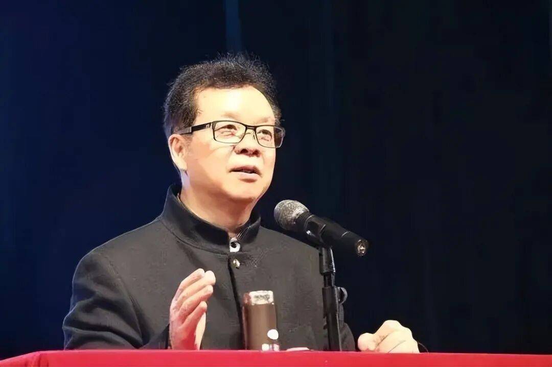 中国舞蹈家协会原主席冯双白、原分党组书记罗斌,非法收受他人巨额财物