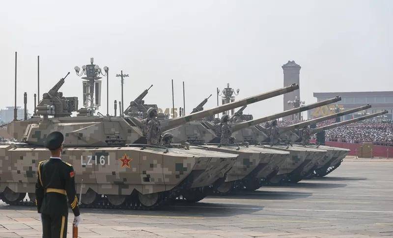 俄乌战争打到现在,印媒才发现中俄武器差距这么大:93阅兵后远超