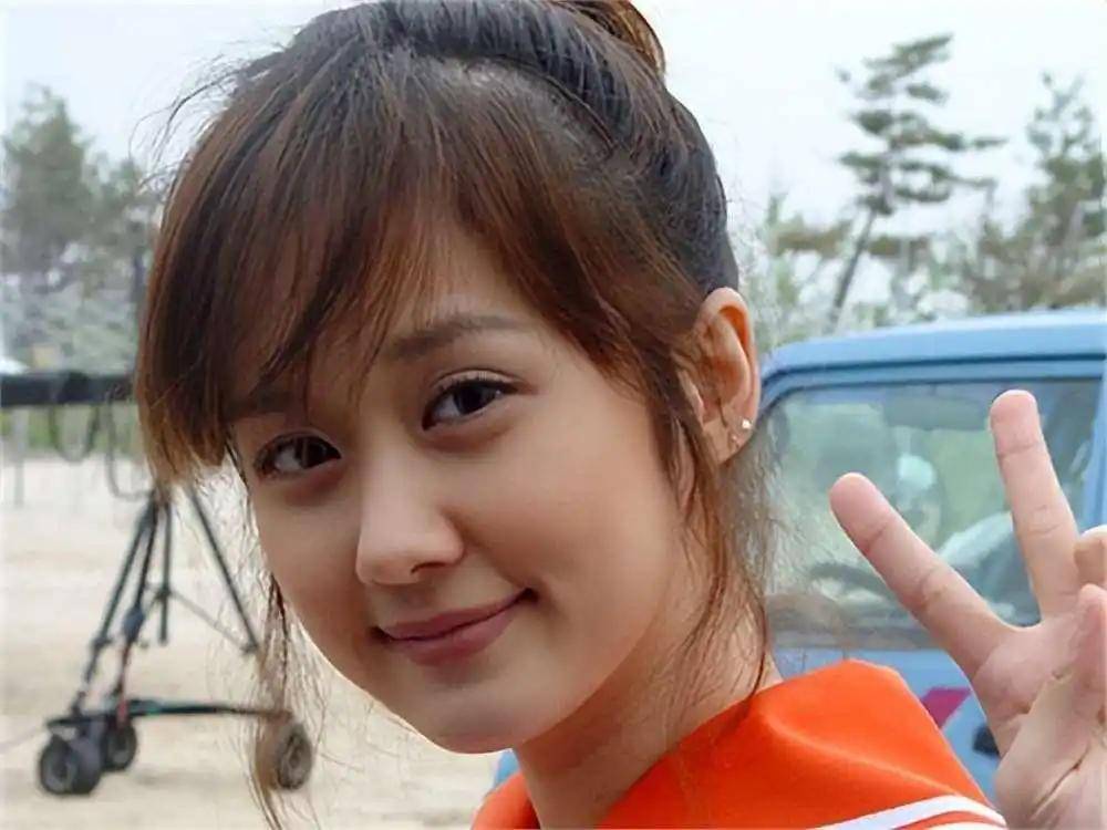 全智贤又来中国圈钱,嫁假富豪炒币亏了,张娜拉话含金量还在提升