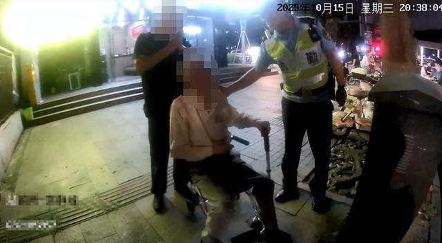 92岁老人刚到杭州就惊动警方!曾在浙大求学数十年,坐轮椅坚持回母校看看