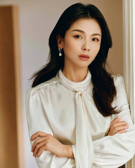 替夫还债、有私生女、炒币亏12亿…刘涛到底得罪了谁?