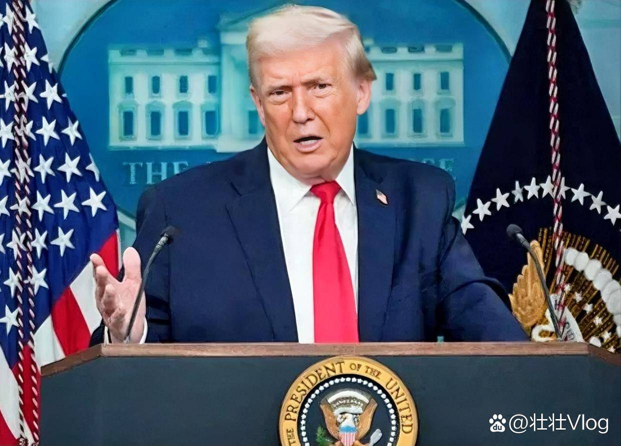 美国撑不住了？黄金跌了！美国撑不住了！黄金涨了！美国撑不住了！都平盘了！美国又撑不住了！如果你此刻正盯着K线图发呆，最好先去洗把脸。2026年2月2日，这一天注定要被写进华尔街的“黑色日历”。就在几个小时前，全球交易员亲眼目睹了一场令人窒息的自由落体。这哪里是调整，简直就是金融市...