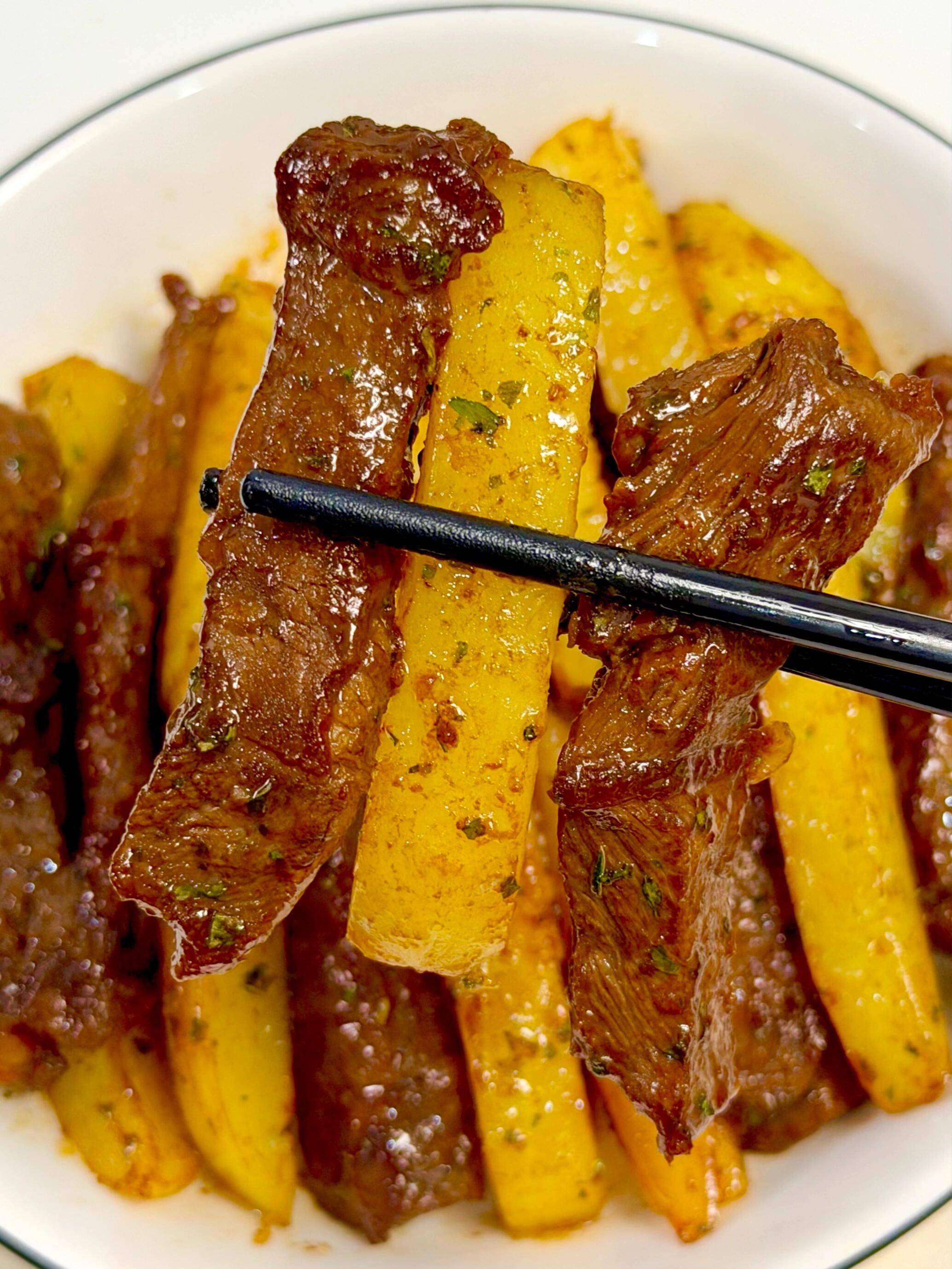 土豆炒牛肉：厨房小白的逆袭神菜
