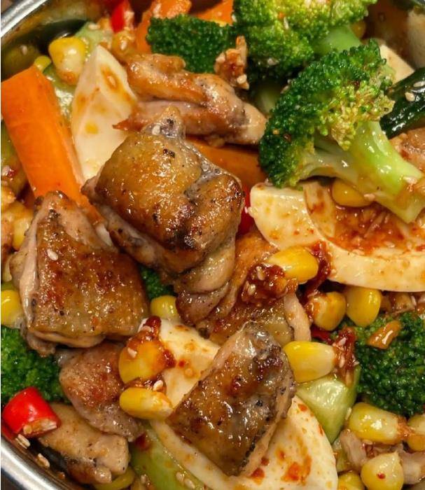 炒土豆丝时，别只是单单放醋，大厨都用这方法，难怪那么爽脆入味